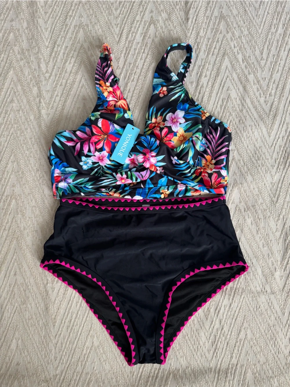 Younique Black Tropical Floral High-WaistWomen's 2 pieces swimwear,.